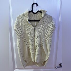 Free People cream Oversized sweater vest perfect for winter and the holidays